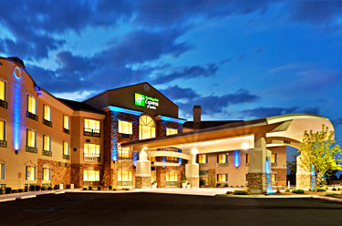 Holiday Inn Express & Suites